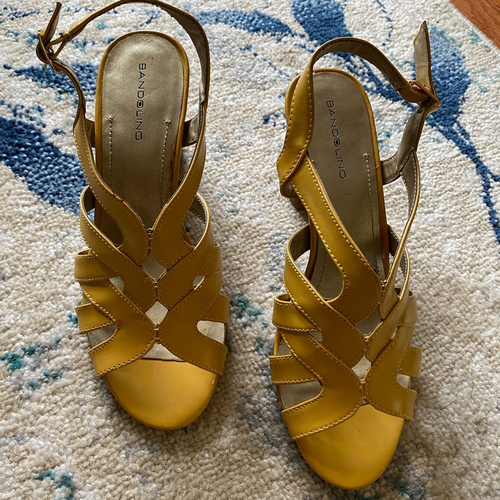 Yellow Bandolino Strappy Sandals